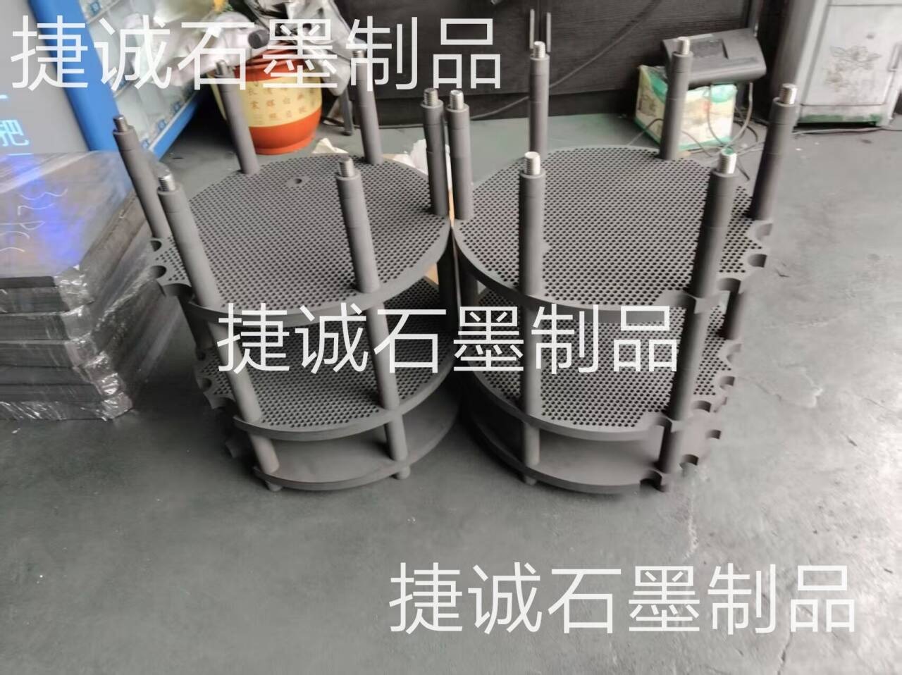 硬質(zhì)合金石墨盤，石墨盤，刀具燒結(jié)石墨盤，石墨盤加工，銅管燒結(jié)石墨盤，燒結(jié)石墨盤，石墨盤加工廠，石墨盤生產(chǎn)廠家